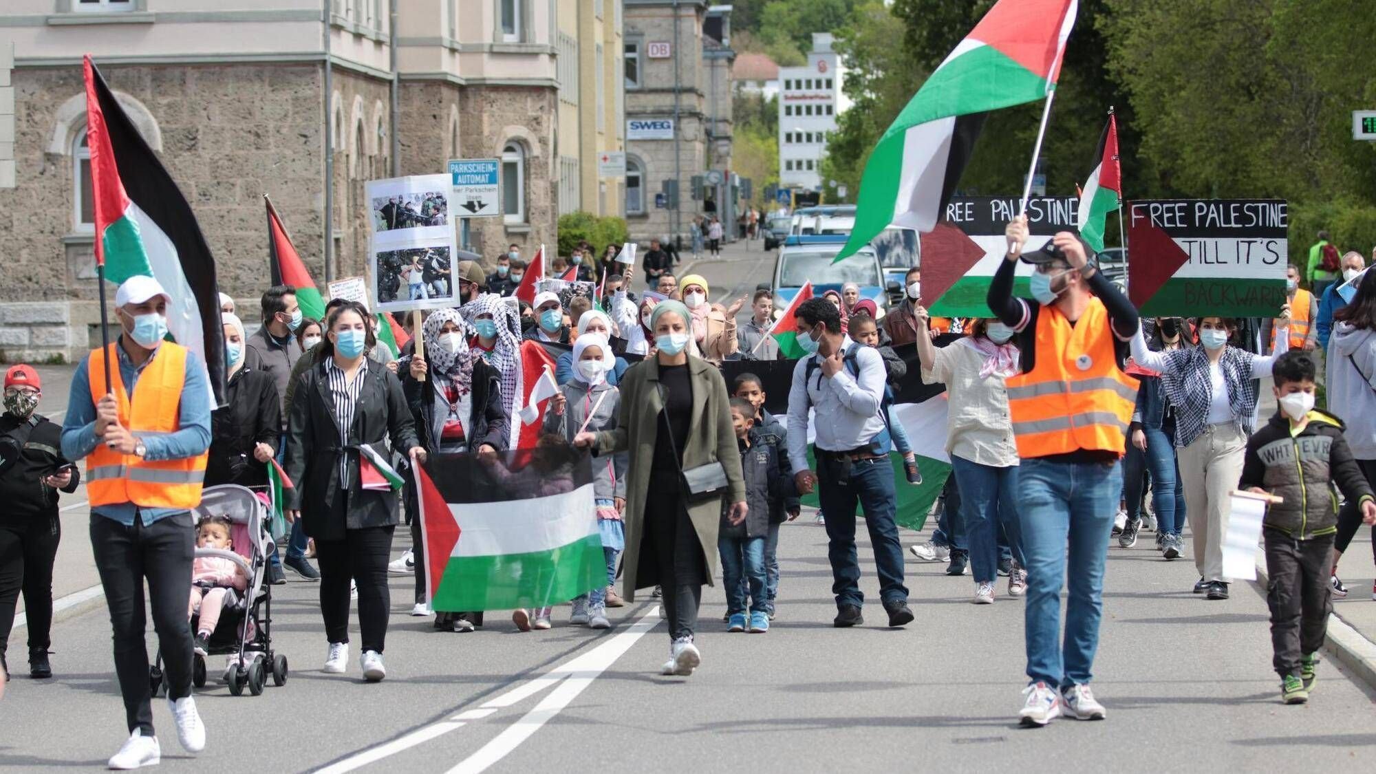 Menschen Fordern Freiheit F R Pal Stina