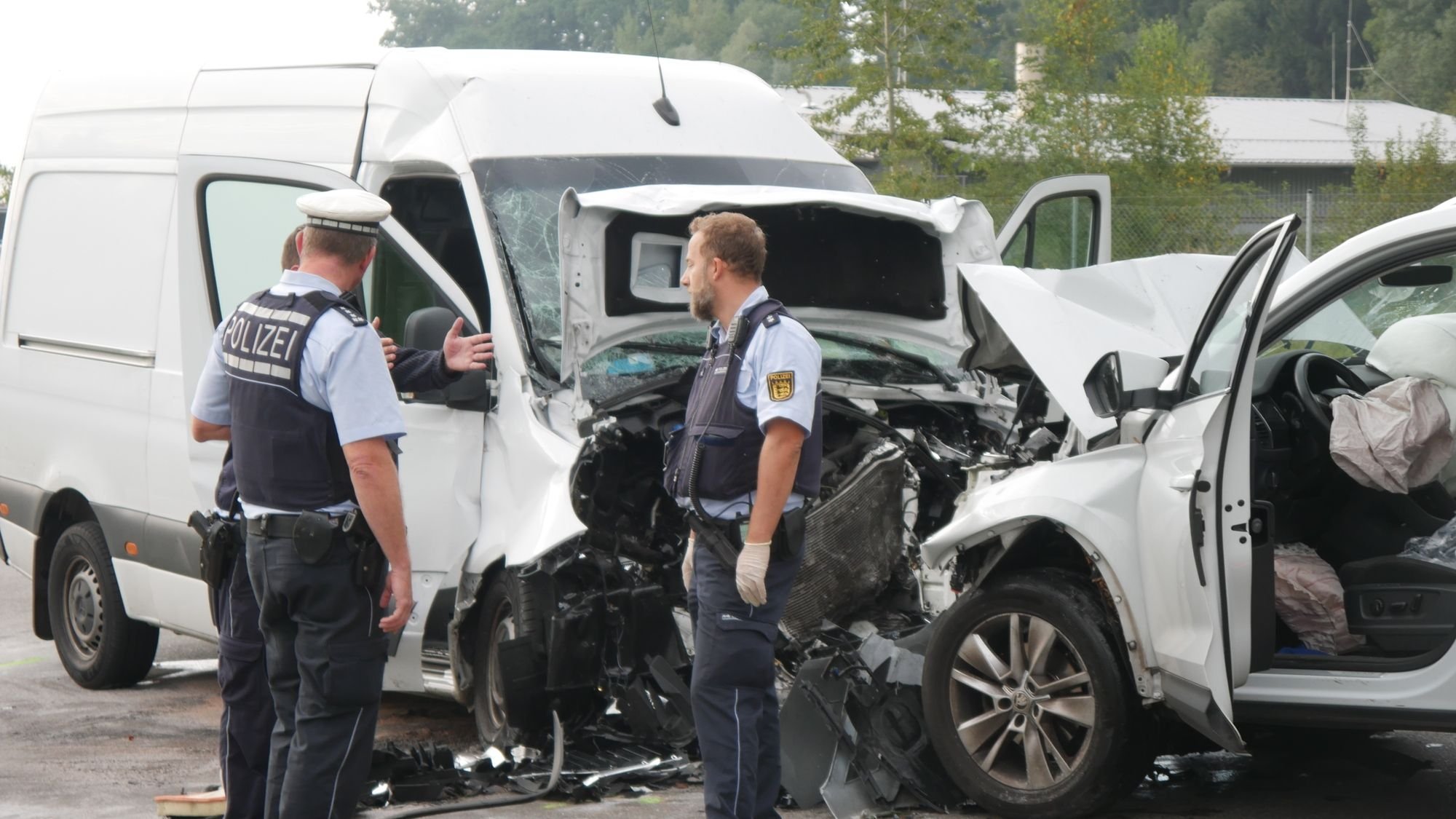 71-Jähriger Stirbt Bei Schwerem Unfall Auf Der B32 Bei Amtzell