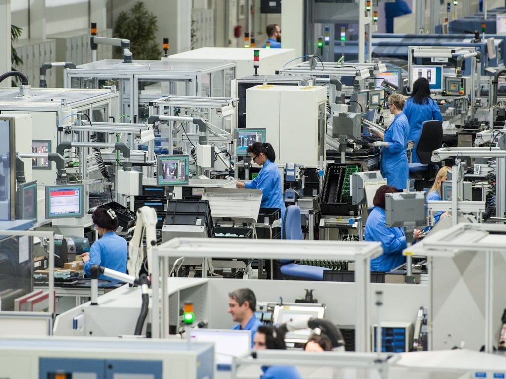 Deutsche Industrie schlägt Alarm: Jede sechste Firma wandert ins Ausland ab