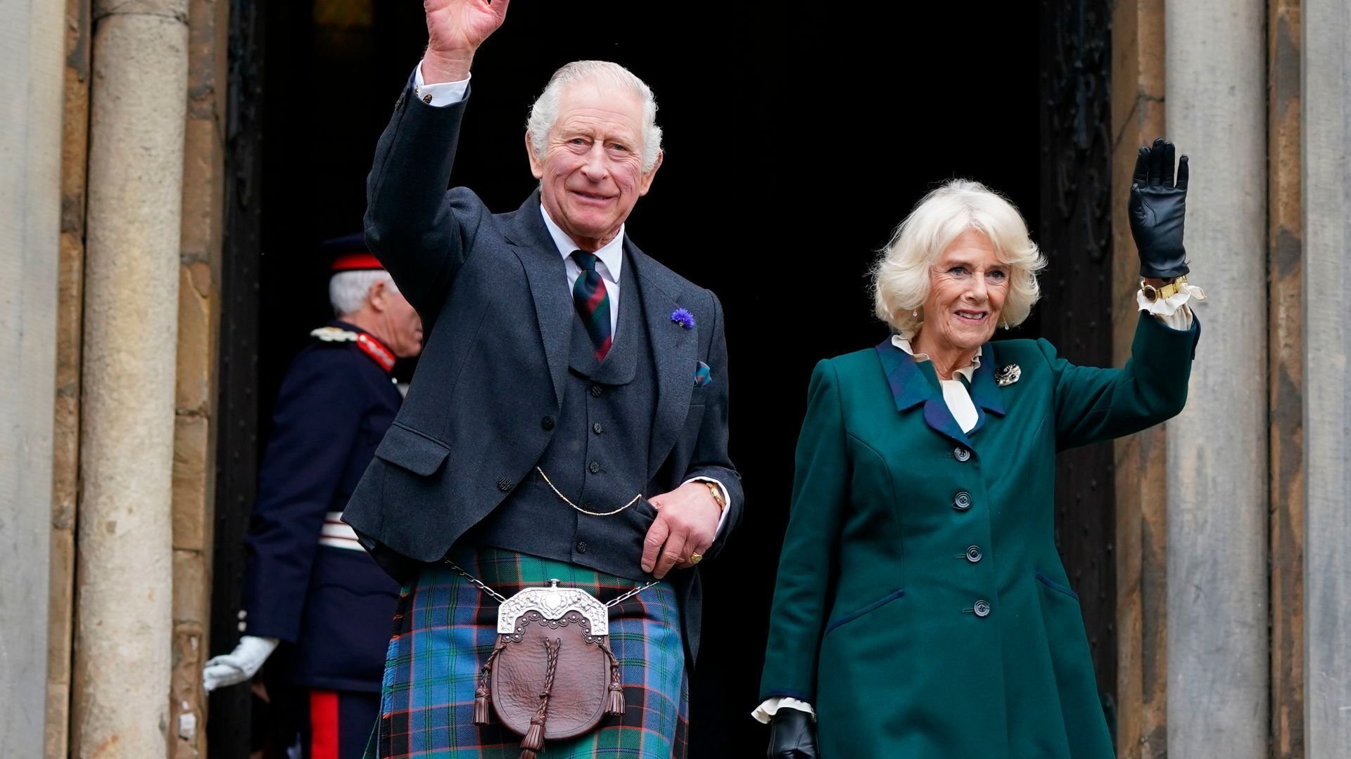 Charles III. in Schottland unterwegs