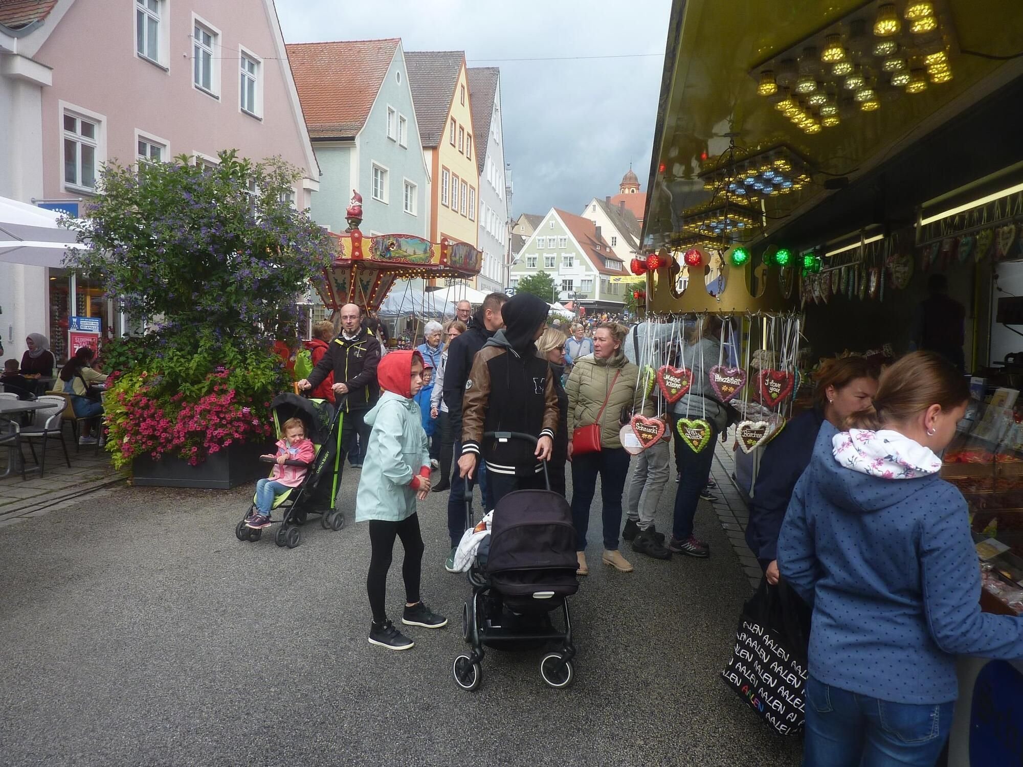 Verkaufsoffener Sonntag Steht In Ellwangen Unter Dem Motto „Made By Hand“