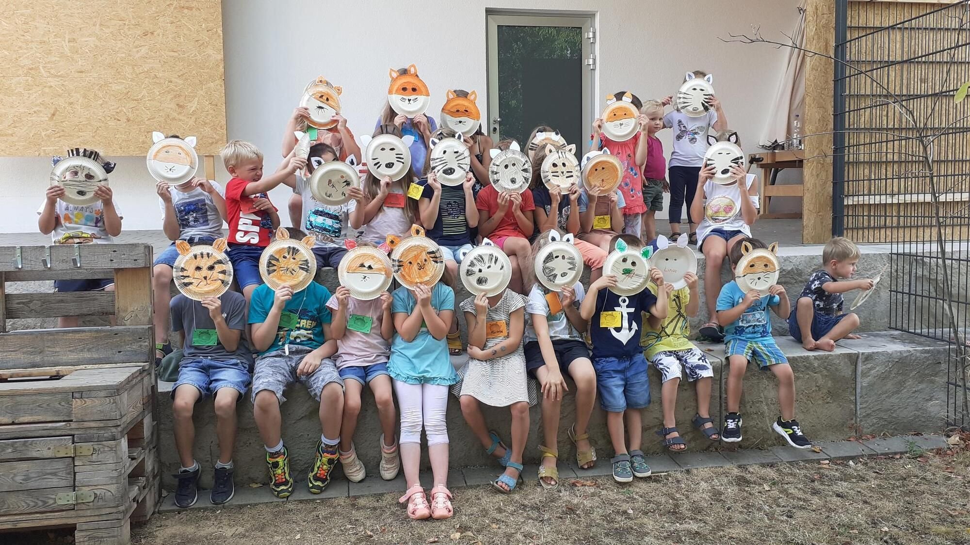 Kinder erleben am Kindergarten St. Martin die Schöpfungsgeschichte