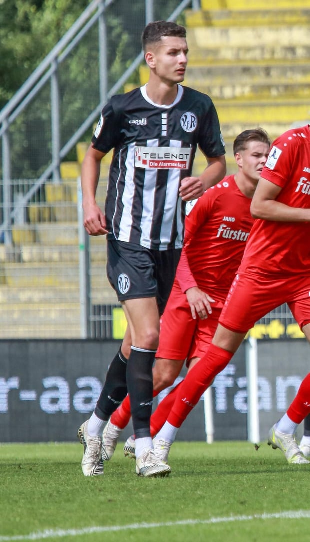 Vom VfR Aalen zum 1. FC Magdeburg Wechsel von Daniel Elfadli fix