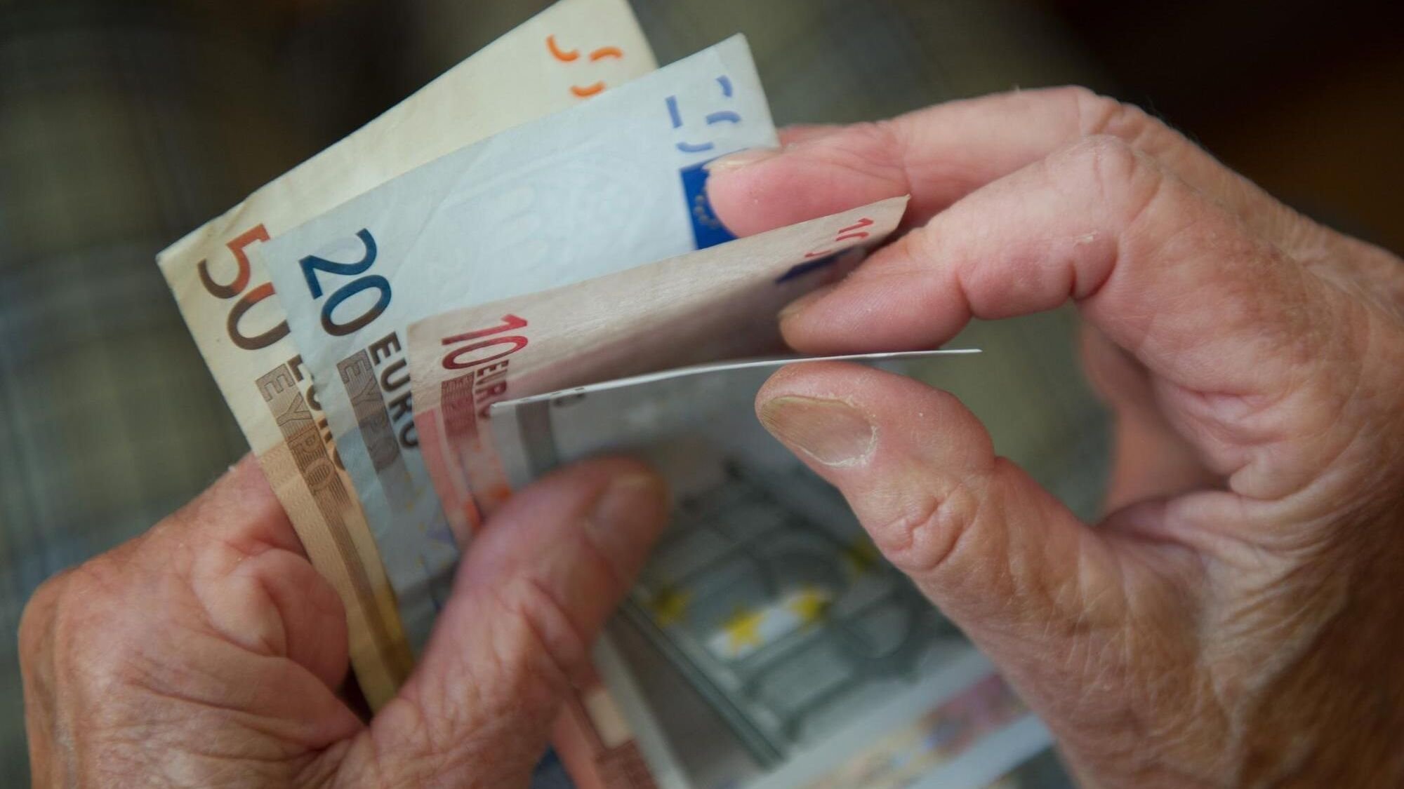 Die Große Renten Lüge? So Korrigieren Sie Falsche Rentenbescheide (Und Holen Sich Ihr Recht!) - 0ibjgry
