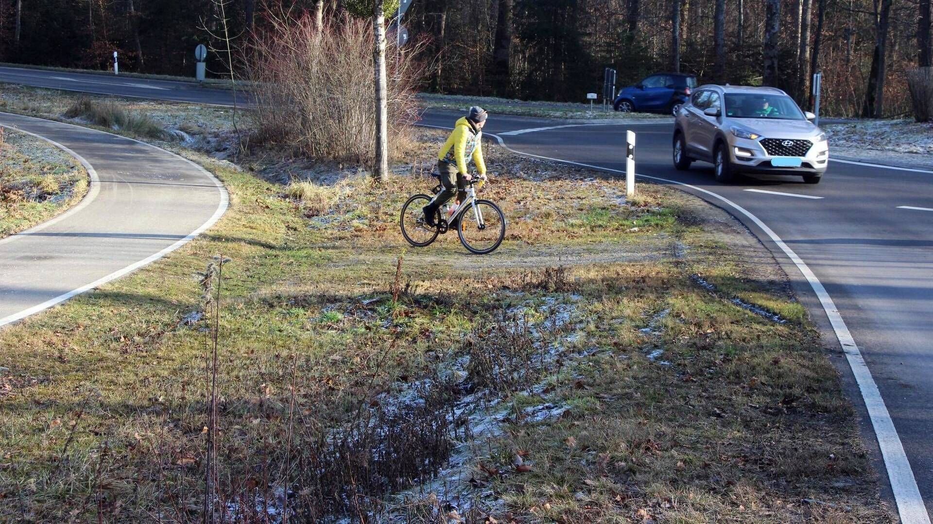 Ob Seewald, Senglingen, Südumfahrung: Radeln bis der Weg endet