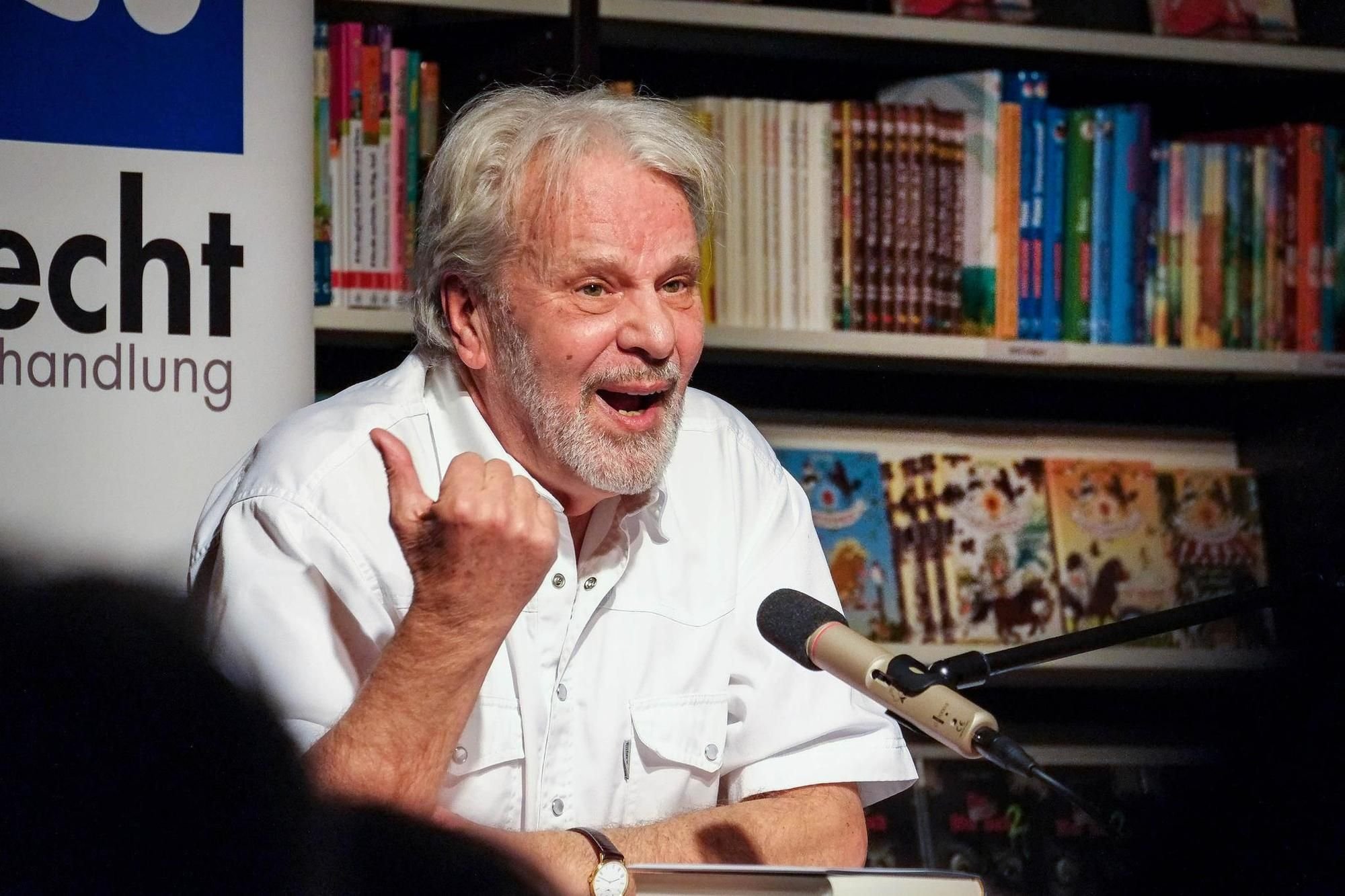 Vorhang auf für Peter Sattmann