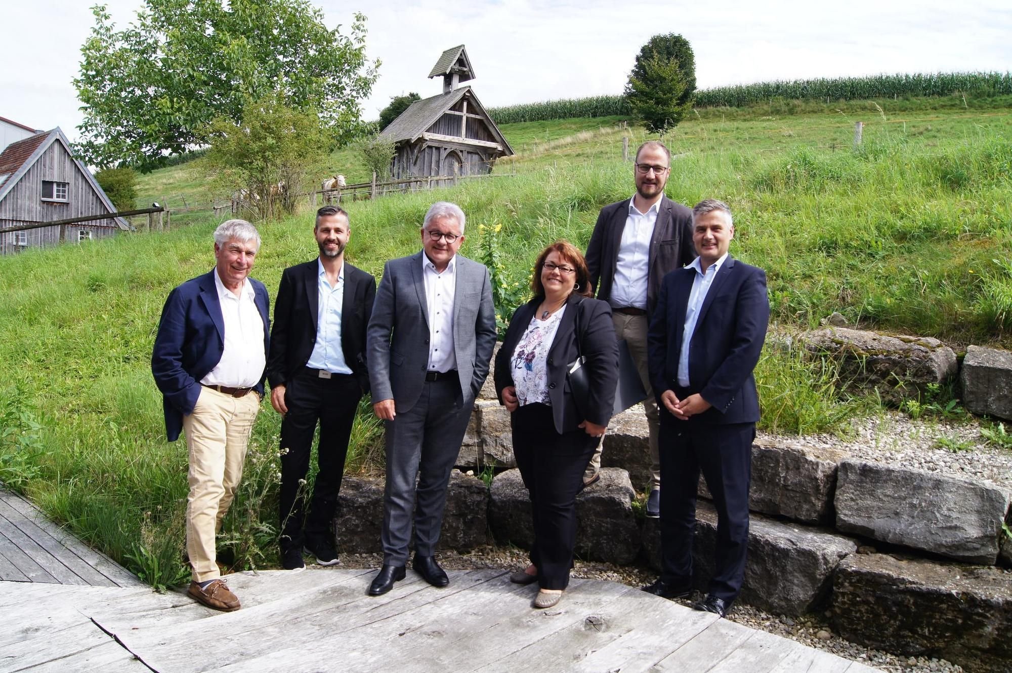 Minister Wolf besucht Rot