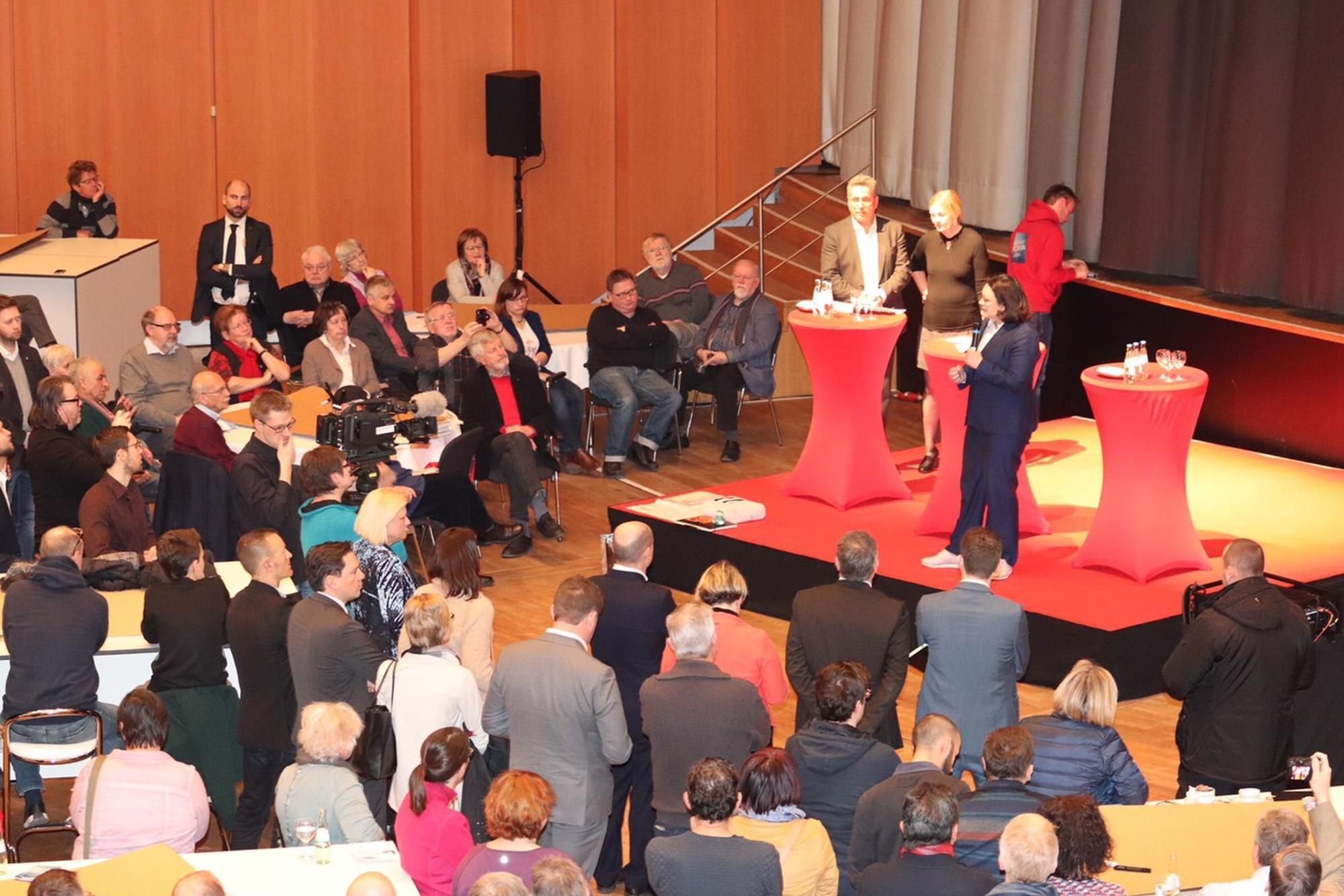 Nahles wirbt in Ulm für die GroKo