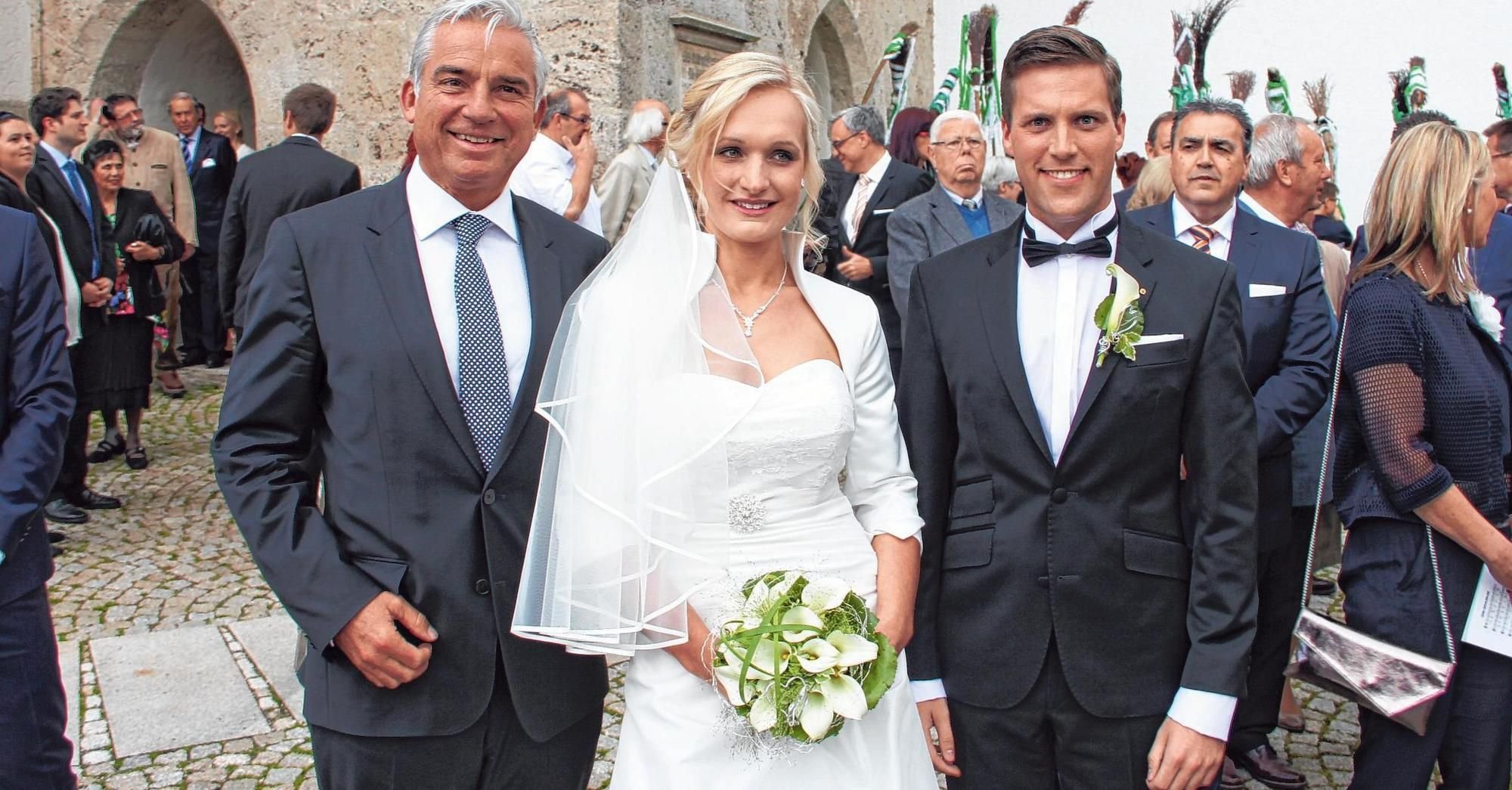 Viel Prominenz Bei Manuel Hagels Hochzeit