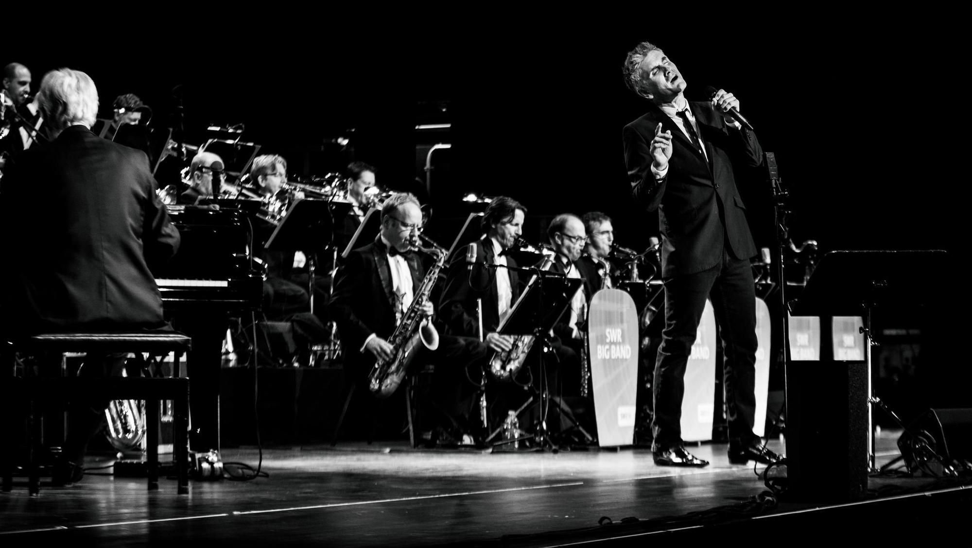 SWR Big Band begleitet Curtis Stigers