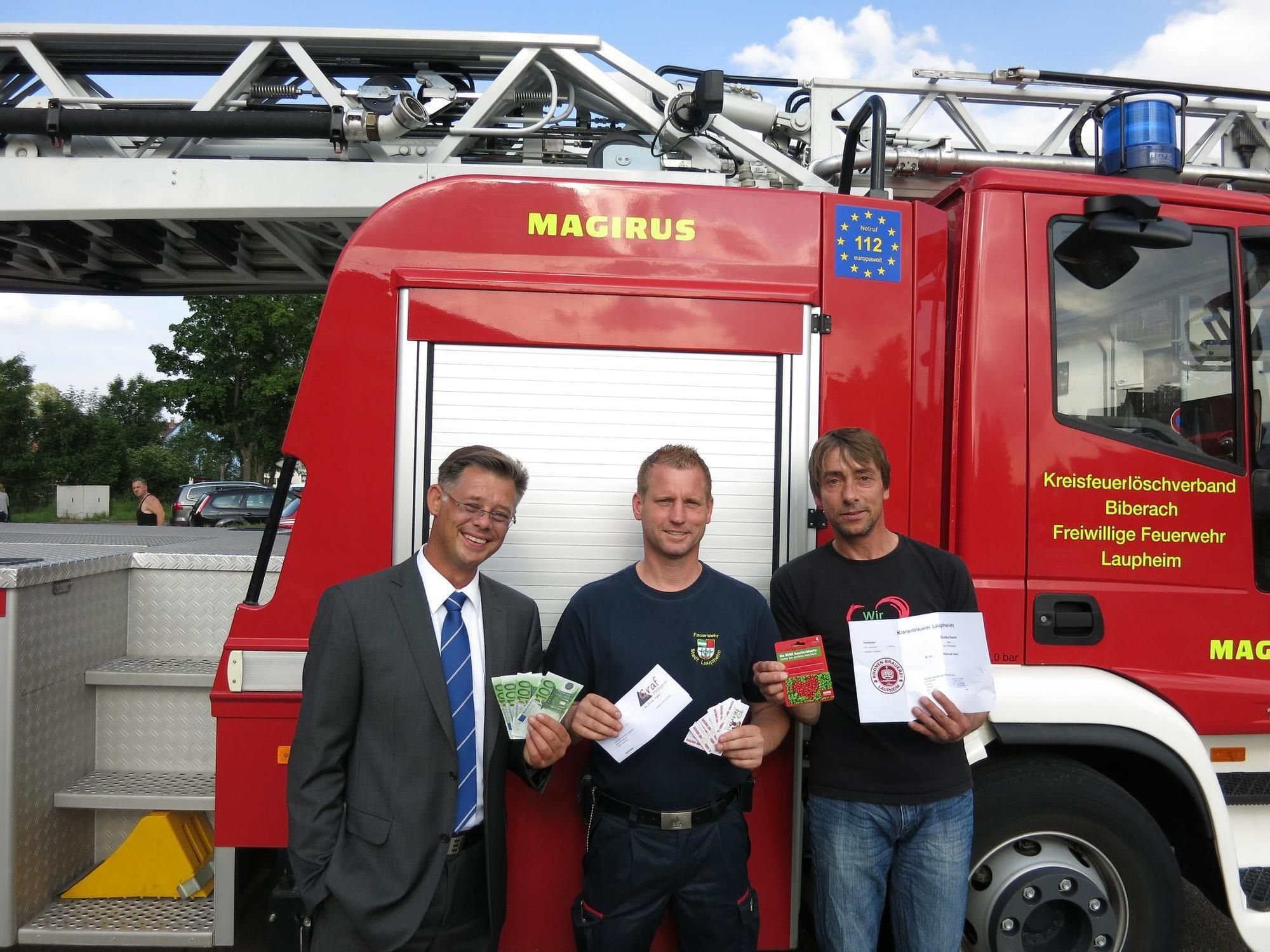 Spender finanzieren Fest für die Feuerwehr