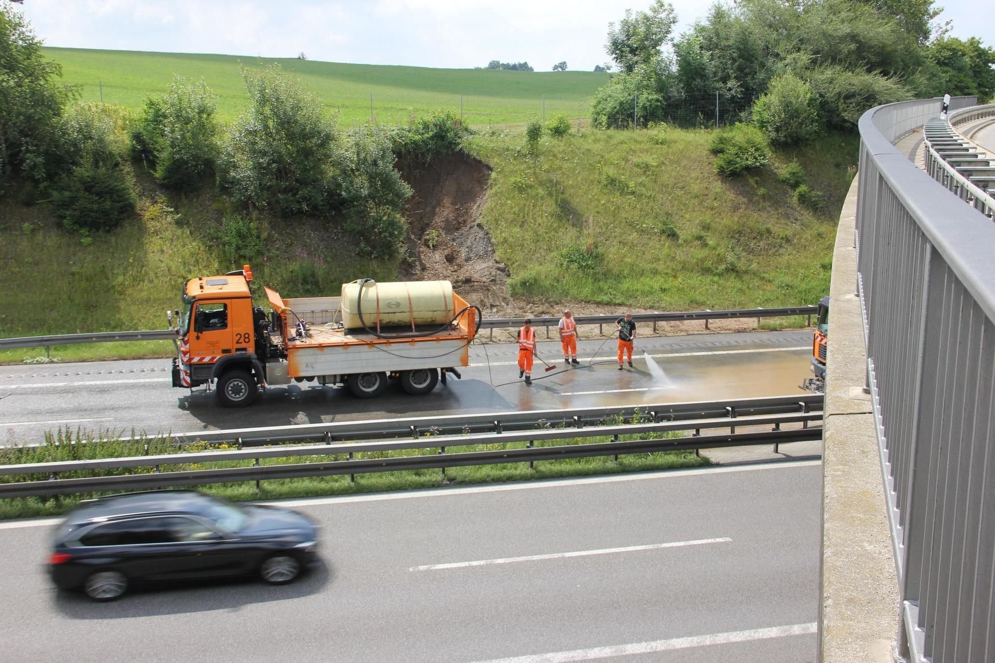 A96 Ist Nach Erdrutsch Wieder Frei