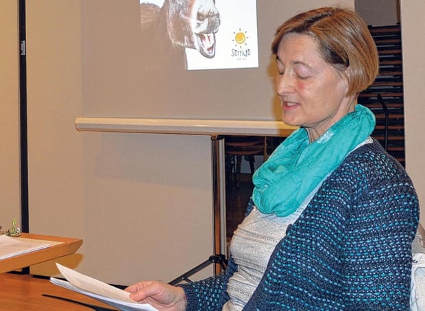 Autorin Karin Schwind begeistert ihre Zuhörer