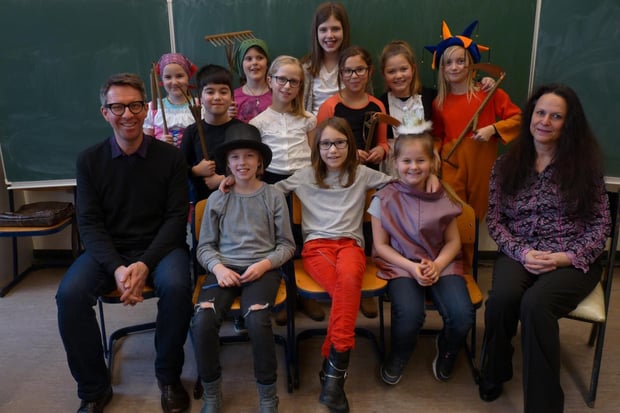 Theater AG probt für 60 Jahre Michel-Buck-Schule