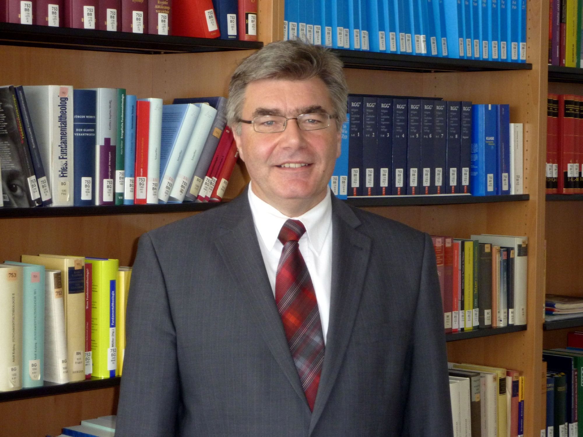 Alfons Knoll rückt an die Spitze