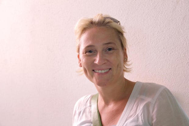 Bingo spielen und Mess-Grüße senden