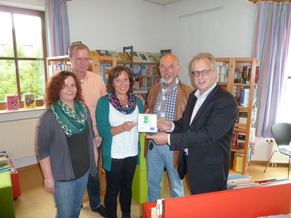 Stadt hat jetzt moderne Bücherei