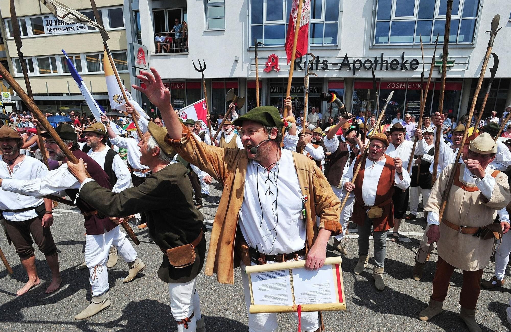 Am Heimatfestsonntag Vereinigen Sich Die Aufständischen Bauern