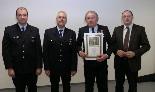 Reinhold Schäfer verlässt Feuerwehr nach 40 Jahren
