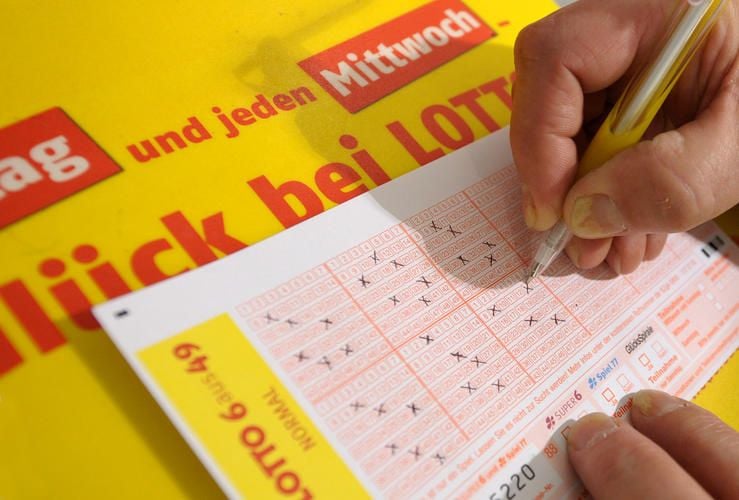 Lotto-Multimillionär wollte Jackpot nicht wahrhaben