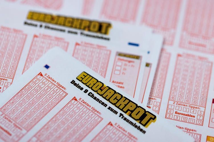Lottospieler setzt 16 Euro und gewinnt 288.384 Euro
