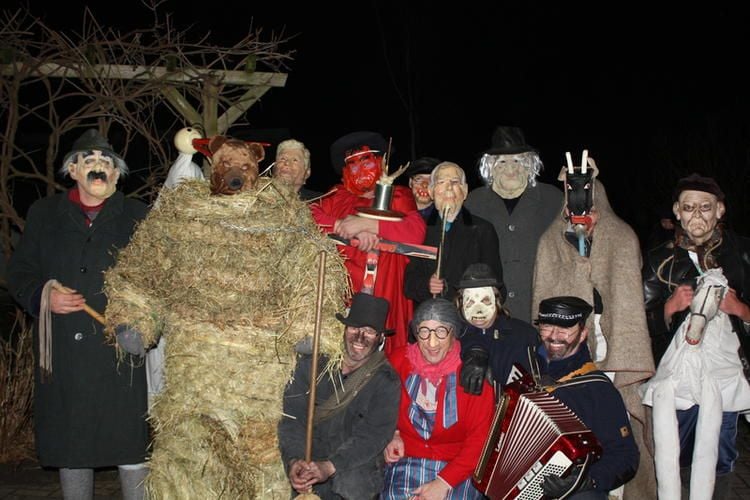 Schaurige Gestalten ziehen durch Kleptow