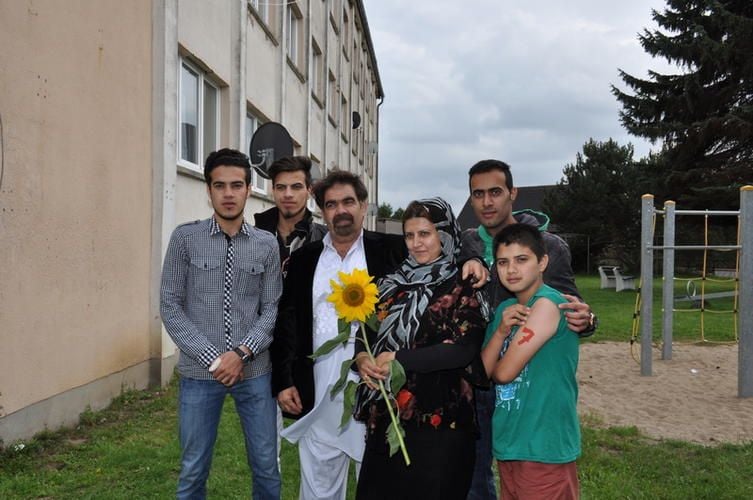 Image with id: nsJGX5EAli3y