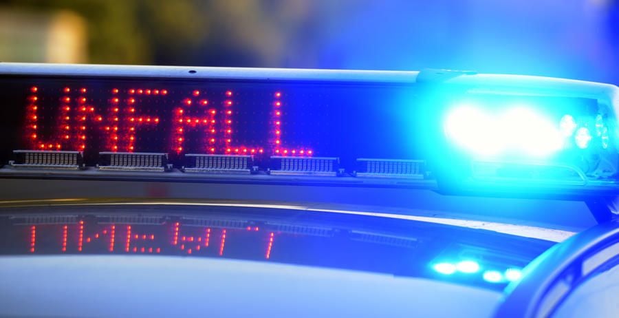 Unfall auf A11 vor Baustelle bei Pfingstberg