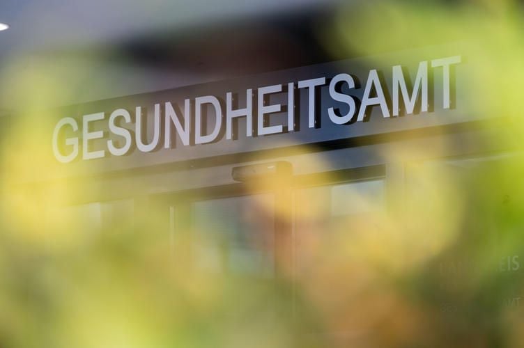 Sind Läuse Meldepflichtig Beim Gesundheitsamt Gesundheitsamt Rostock gibt Quarantäne-Kontrolle auf
