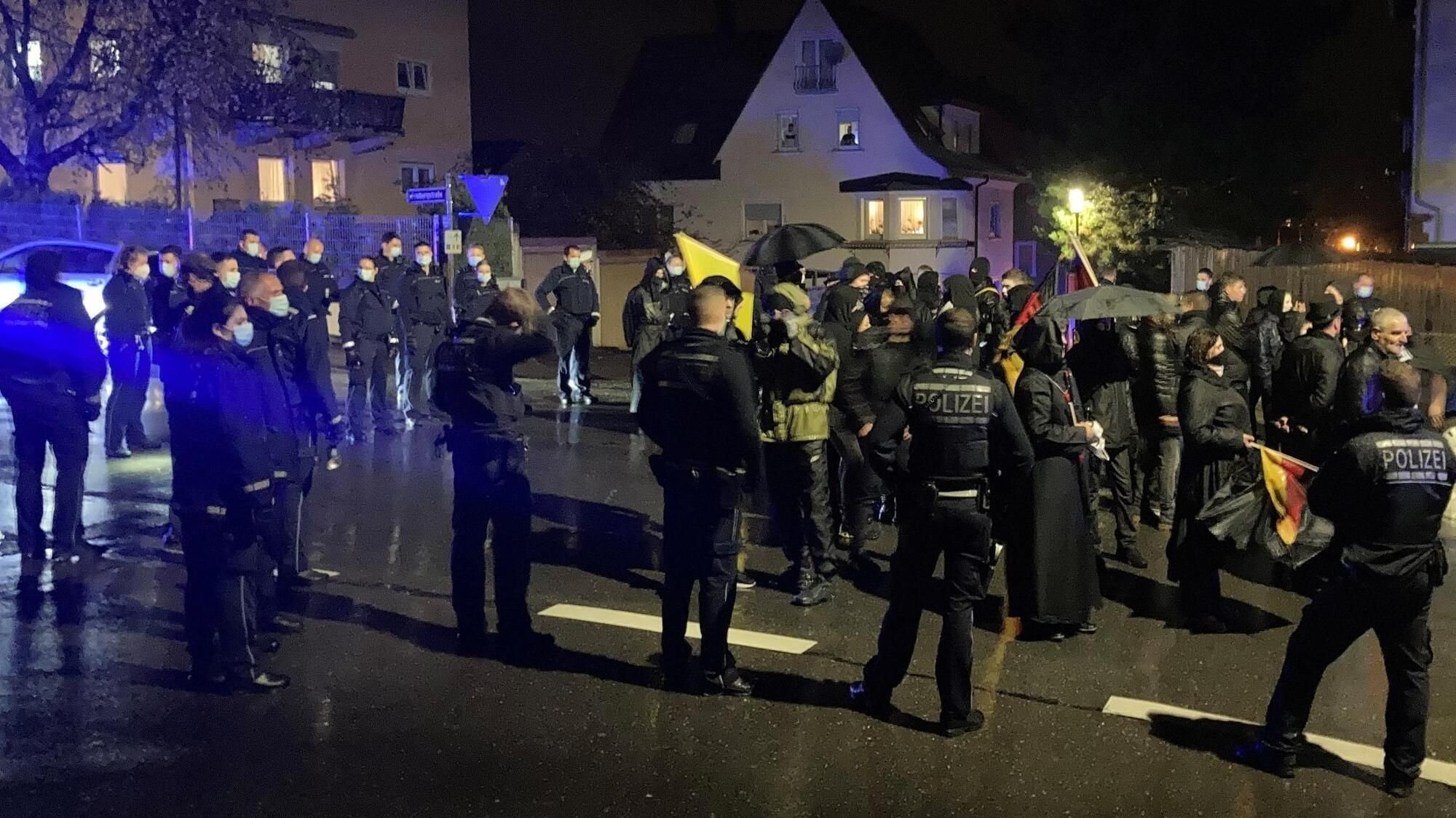 Polizei nimmt untergetauchte Demonstrantin fest
