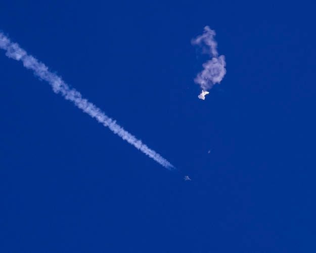 US-Luftwaffe schießen „gefährliches” Flugobjekt über Alaska ab