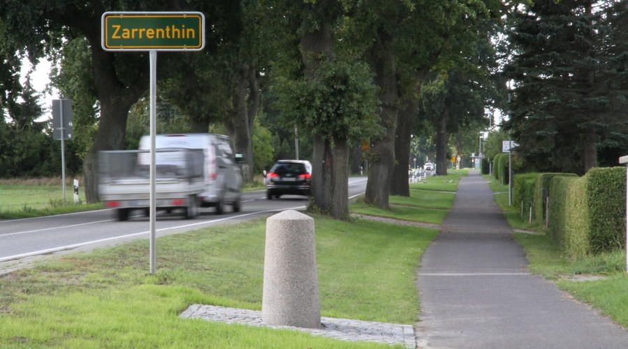 Ein Meilenstein! Denkmal bei Jarmen aus der Versenkung geholt