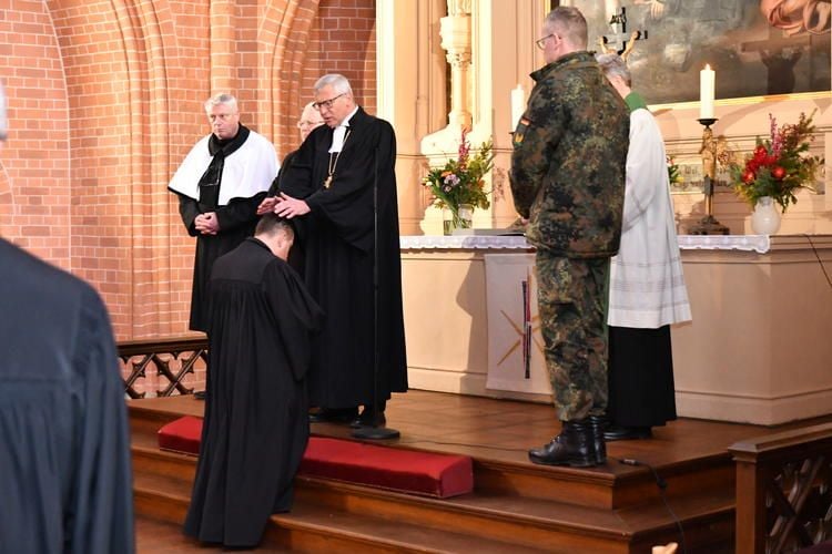 Einstiger Pastor ist jetzt offiziell Militärpfarrer