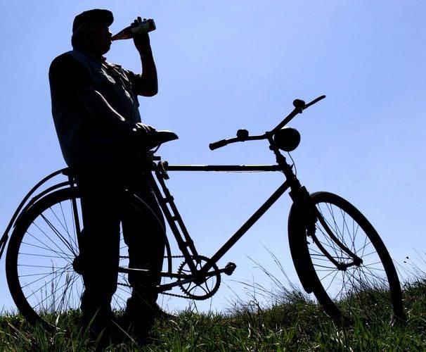Alkoholiker kommt nochmal mit blauem Auge davon
