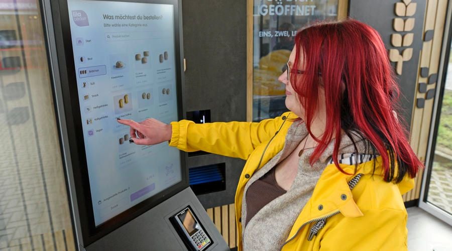 Erster autonomer Bäcker-Laden Deutschlands in Neubrandenburg eröffnet