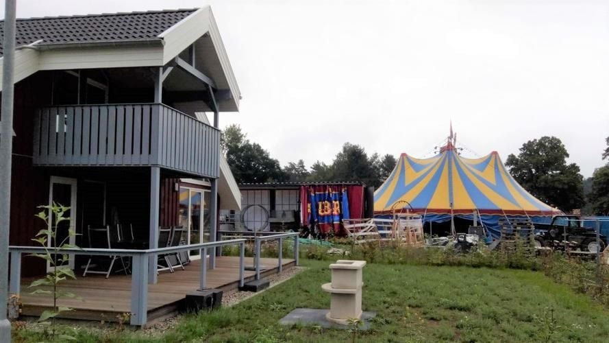 Dauerzirkus verärgert Gartenbesitzer in Granzow