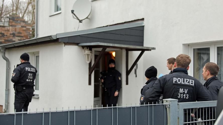 Zwei Festnahmen bei Drogen-Razzien im Landkreis Rostock
