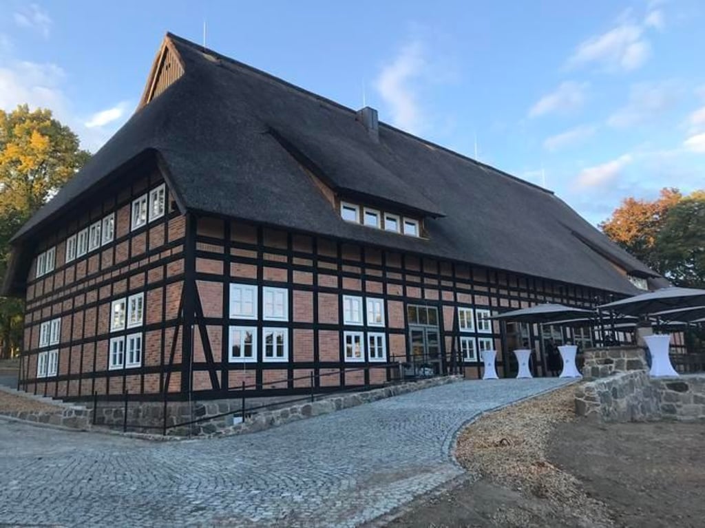 Schlosspark Alt Rehse meldet Insolvenz an