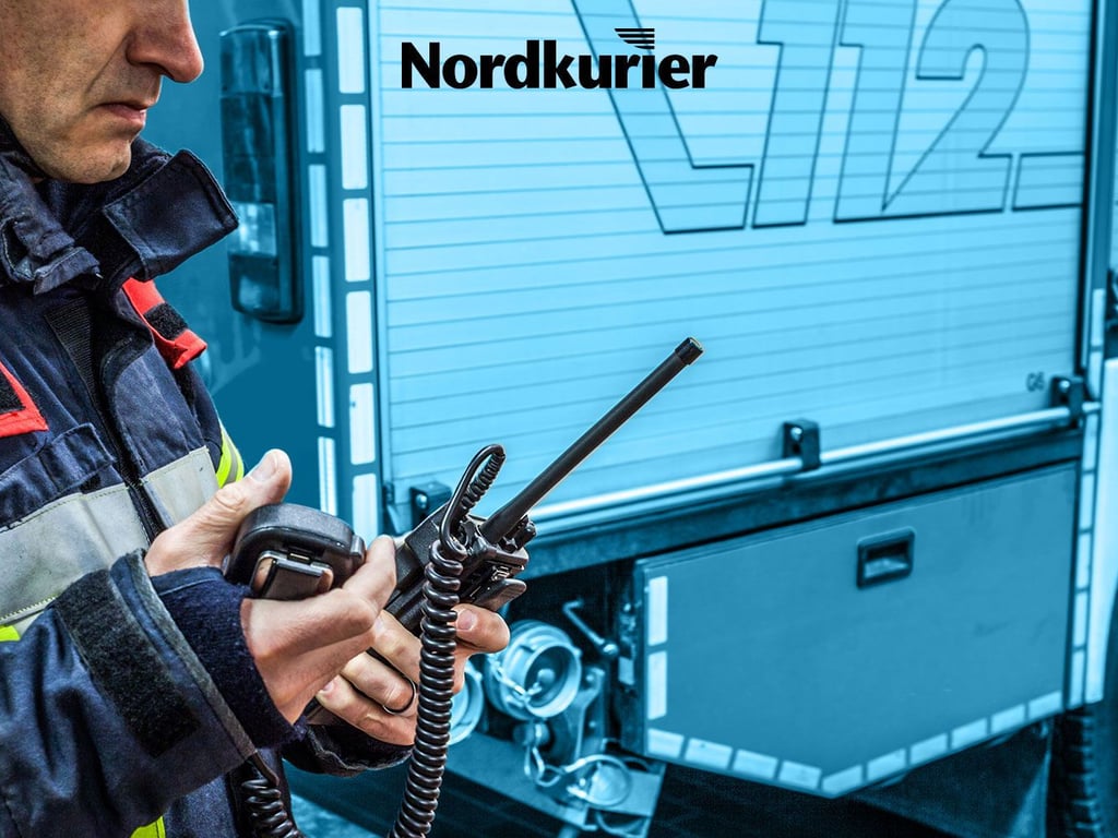 Feuer zerstören Werkstatt und Scheune – Gefahr einer Explosion