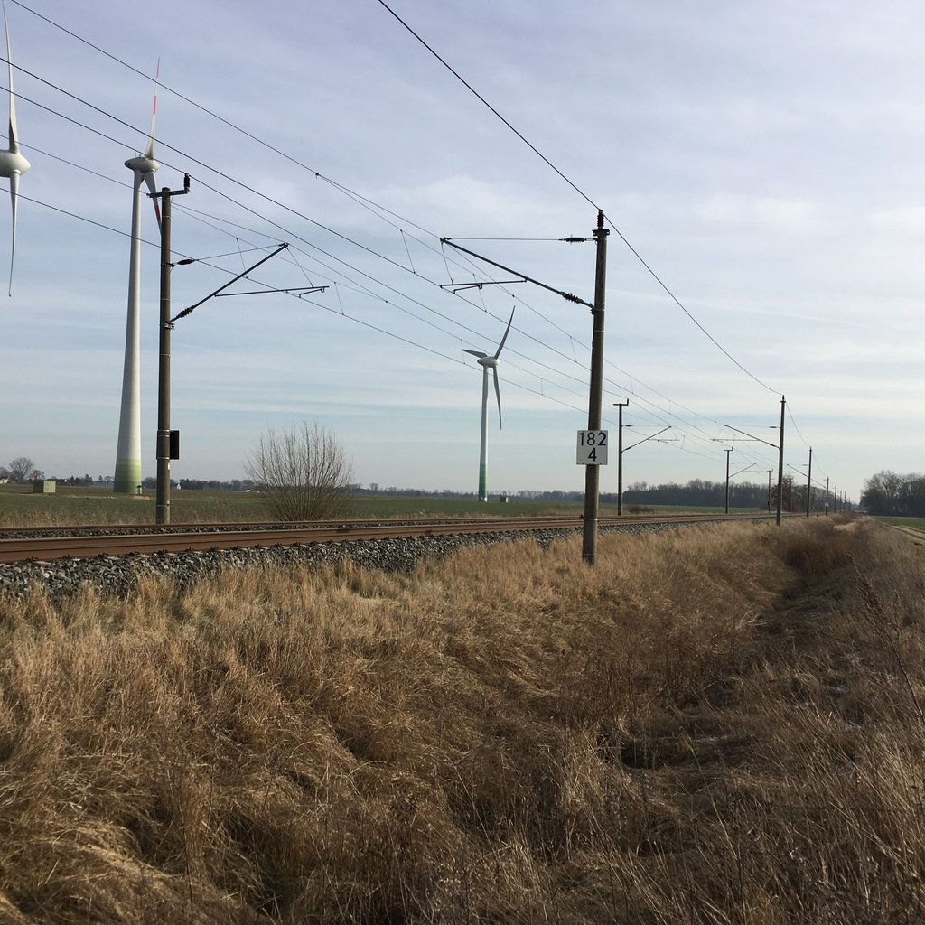 Klein Bünzower sehen Solarpark an Bahnstrecke kritisch