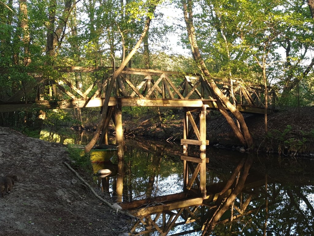 Abgerissene Wanderweg–Brücke soll wieder aufgebaut werden