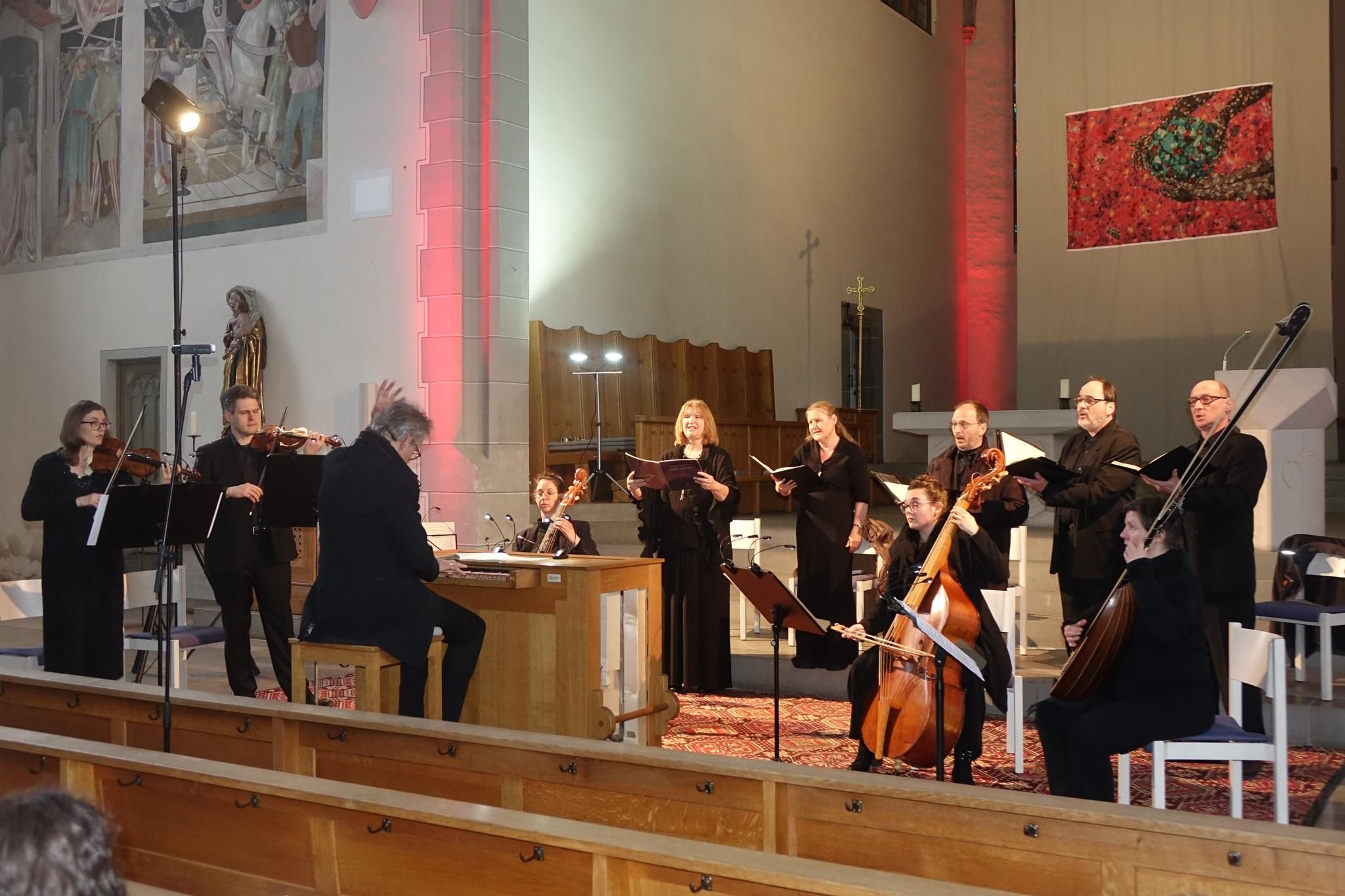 Ausgesucht erlesene Töne füllen den Kirchenraum
