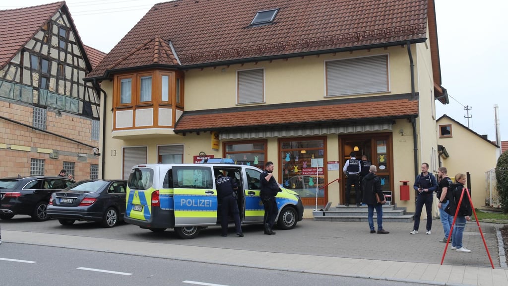 Raubüberfall auf Bäckerei in Neuhausen ob Eck