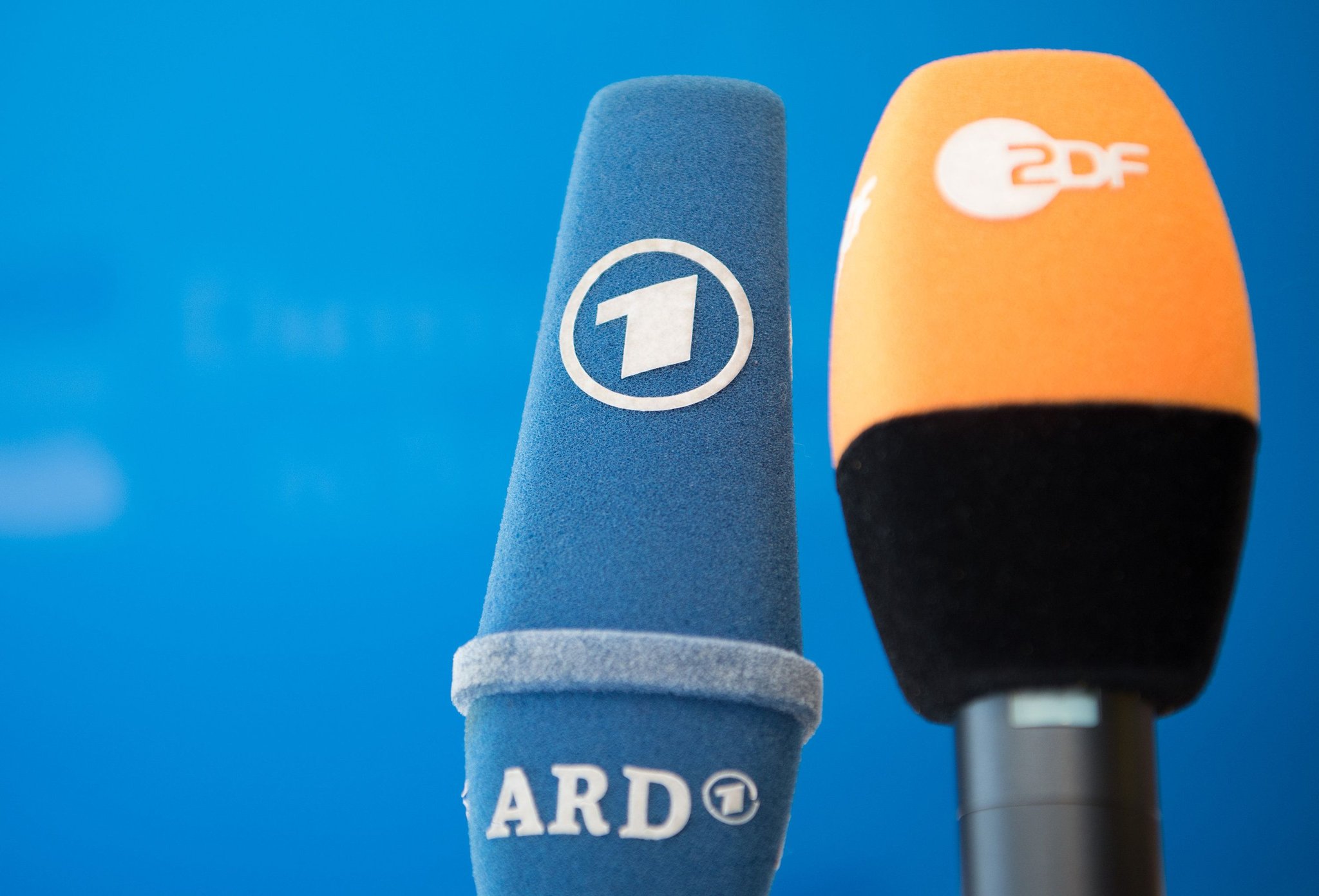 Die große Beitragslotterie Wie teuer werden ARD und ZDF ab 2025?