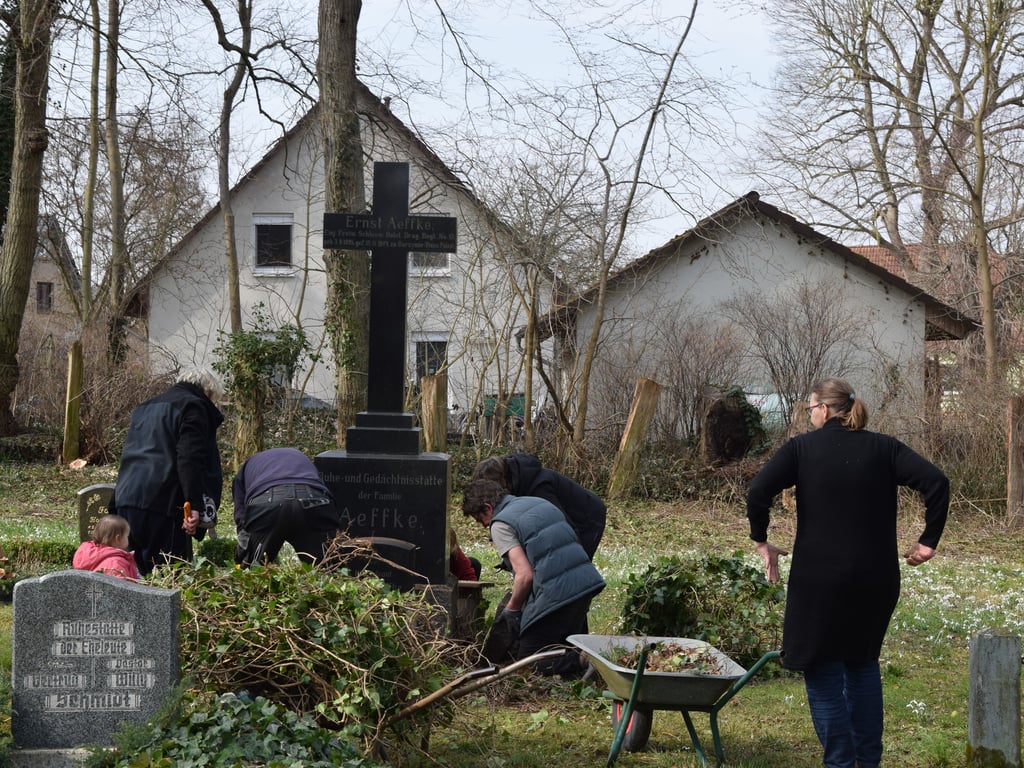 Vier Friedhöfe in der Kirchengemeinde Wanzka vorerst gerettet