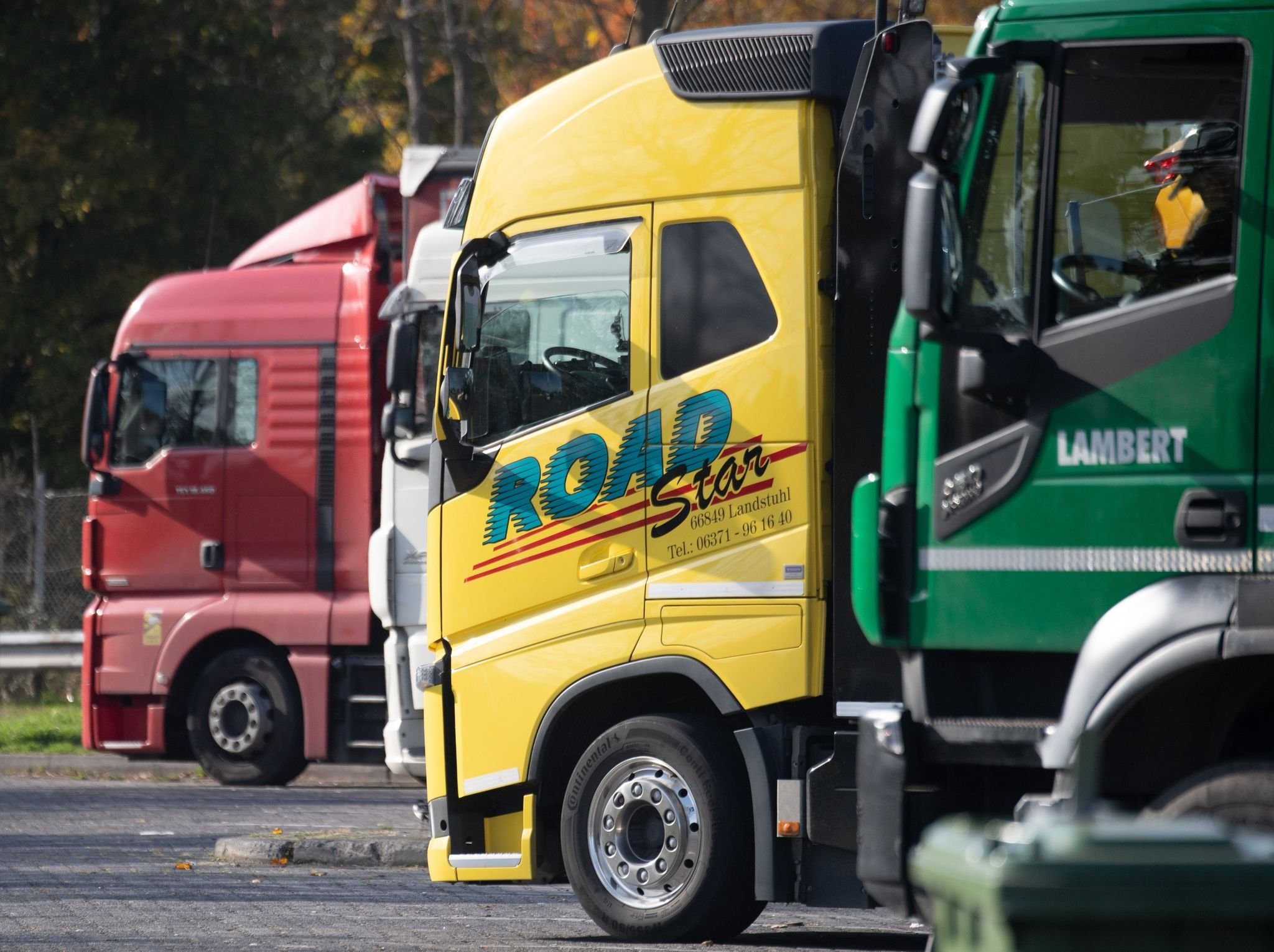 Warnstreiks: Kein Sonntagsfahrverbot für Lkw im Nordosten