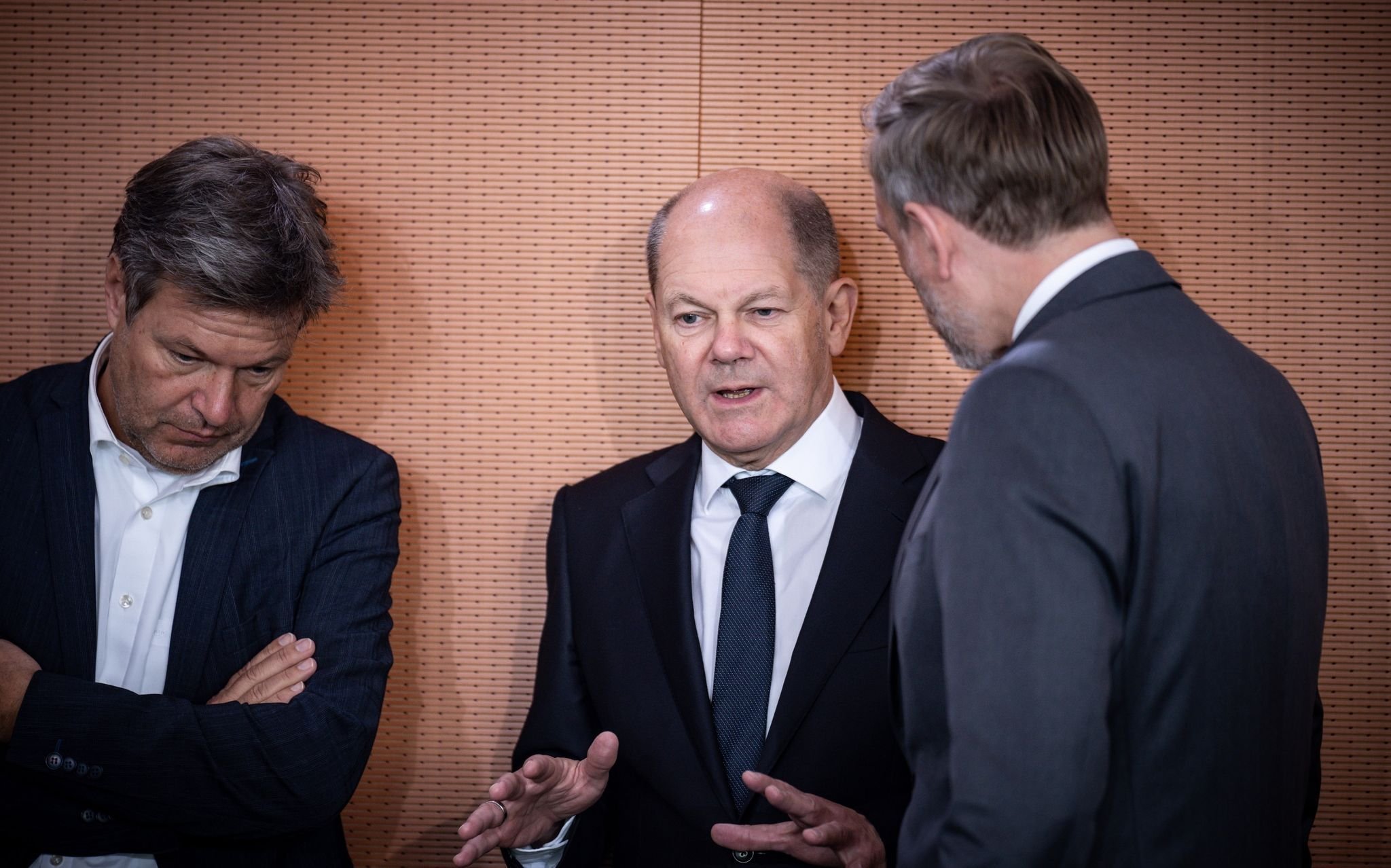 Treffen zu Streitfragen: Koalitions–Spitzen beraten weiter