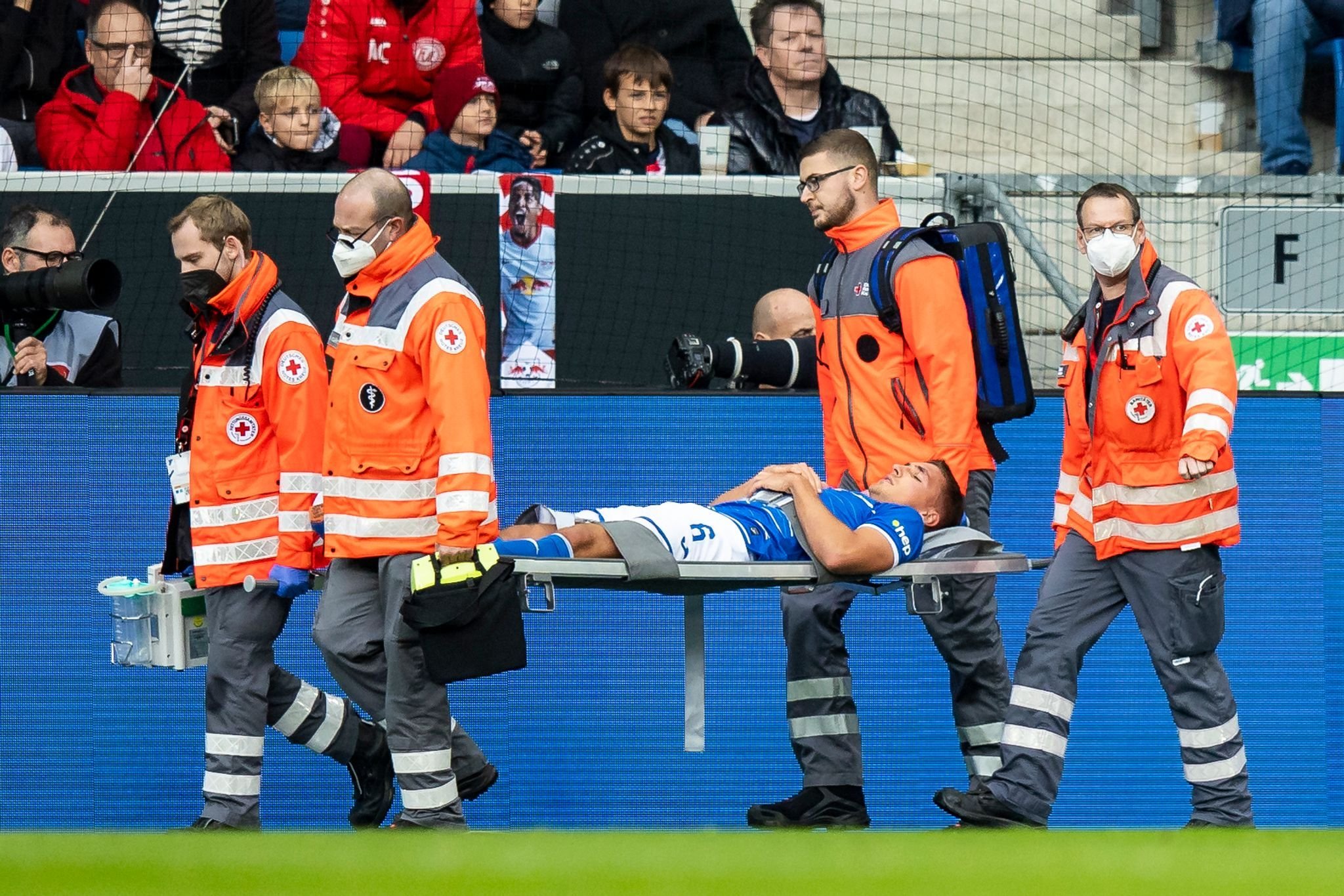 Nach Sprunggelenkbruch: Prömel zurück im Training