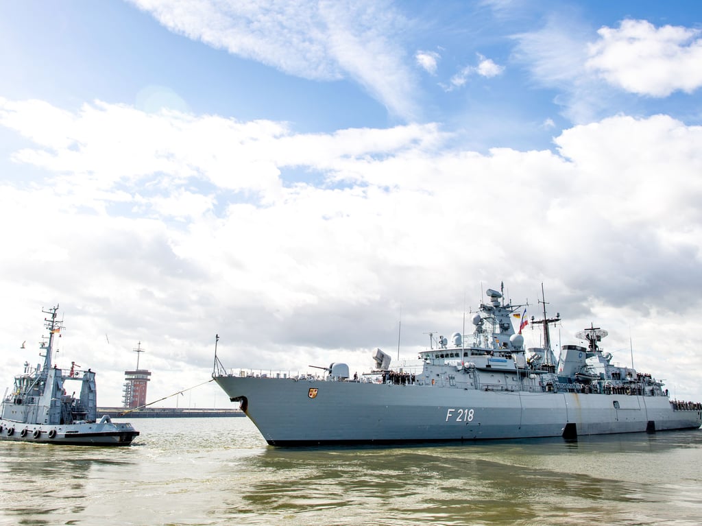 Nato-Schiffe vor Rügen gesichtet – was machen die Kriegsschiffe dort?