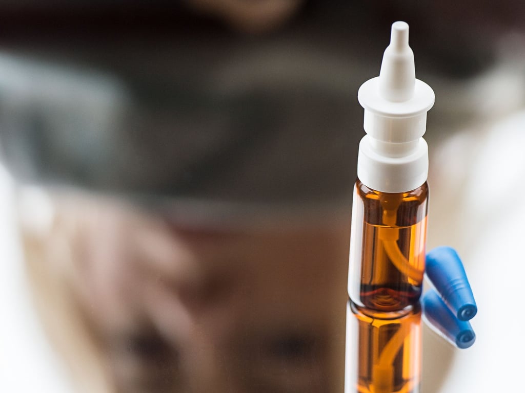 Nasenspray–Impfung gegen Corona - Erfolg bei Hamstern